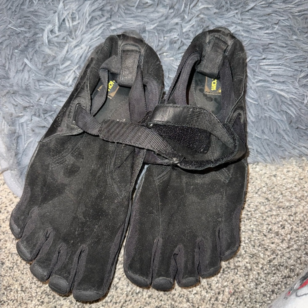 Vibram Black KSO Trek Shoes